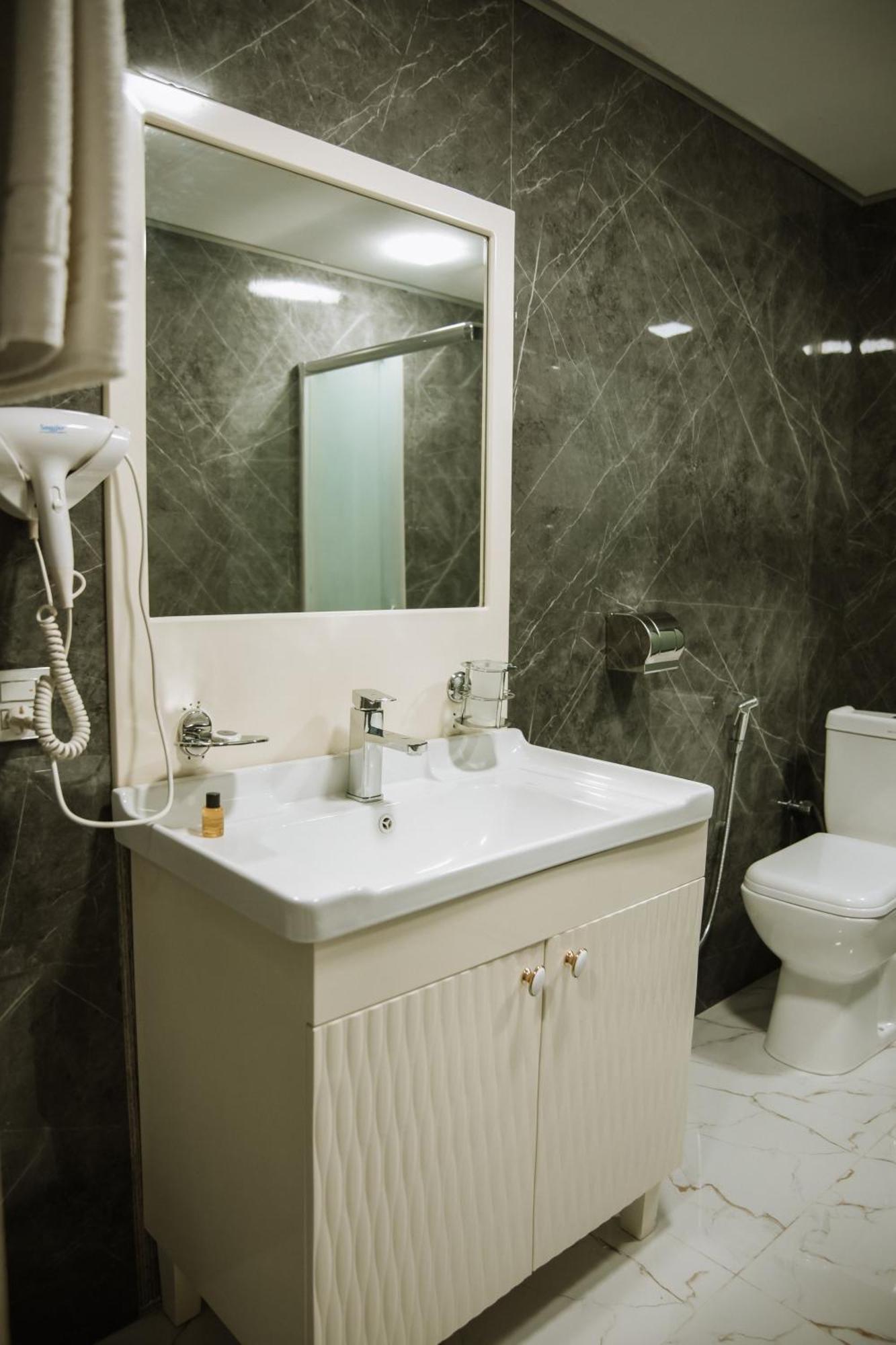 Address Hotel Baku Exterior photo